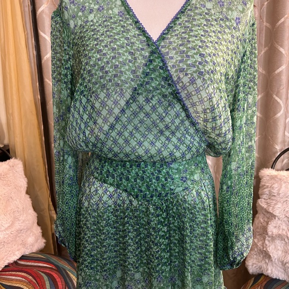 Poupette St. Barth Green and Blue Long Sleeve Dress - Picture 2 of 15